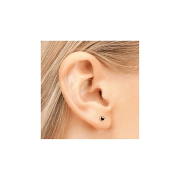 Füllyukasztás gömb ékszerrel