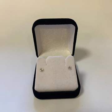 Nemesacél fülbevaló víztiszta színű Swanis kristállyal, 3 mm 