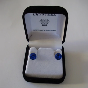 Nemesacél fülbevaló tengerkék színű Swanis kristállyal