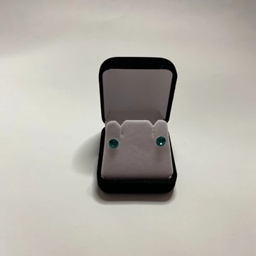 Nemesacél fülbevaló türkizzöld színű Swanis kristállyal