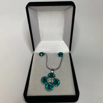 Nemesacél lóhere ékszerszett