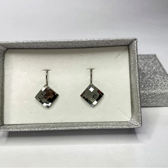 Francia kapcsos sakktábla fülbevaló, 10 mm