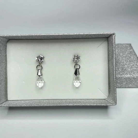 Nemesacél csepp lógós fülbevaló