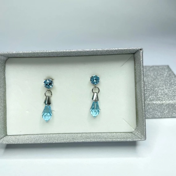 Nemesacél csepp lógós fülbevaló