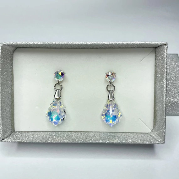 Nemesacél barokk lógós fülbevaló