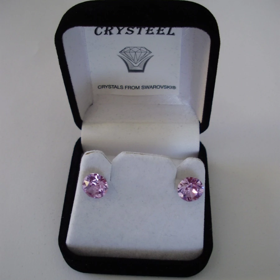 Nemesacél fülbevaló világos lila színű Swanis kristállyal, 8,2 mm 