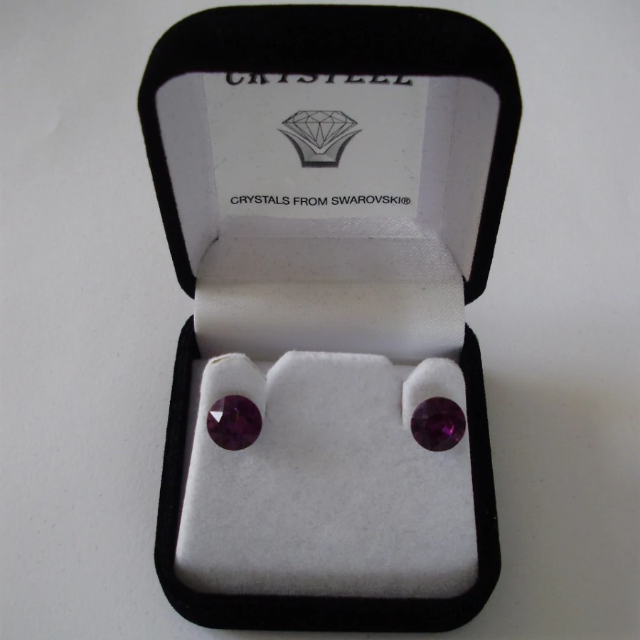 Nemesacél fülbevaló sötét lila színű Swanis kristállyal, 8,2 mm 